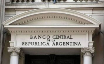 El Gobierno cede en clave reforma del Banco Central para asegurar los votos en el Senado