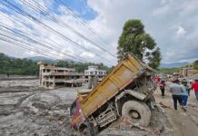 Desastre natural en Nepal: más de 1.350 muertos y miles de desaparecidos tras avalancha