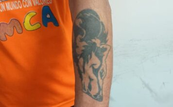 Detienen a un prófugo por tentativa de homicidio tras ser reconocido por un tatuaje