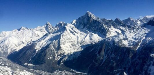 Tragedia en los Alpes: Un montañista argentino fallece y otro queda herido