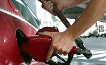La venta de combustibles en agosto continúa en descenso