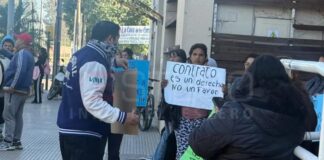 Cooperativistas se manifiestan en el Municipio por pagos y contratos