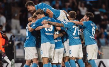 El Napoli se impone al Bologna y escala posiciones en la Serie A