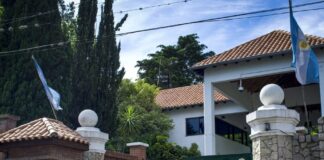 Denuncias sobre póliza de seguros vinculan a funcionarios de Olivos con catering privado