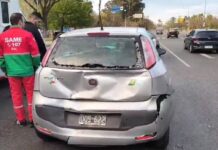 Accidente en Palermo: cinco personas asistidas tras choque de vehículos