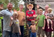 Una familia en la selva amazónica: educación y autosuficiencia en armonía con la naturaleza