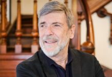Carlos Mata actualiza su estado de salud tras cirugía de columna: “Evoluciono favorablemente”