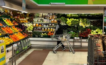 Día del Empleado de Comercio: Supermercados y comercios permanecen cerrados hoy