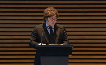 Javier Milei Responde a Protestas Francesas y Enfrenta Retos Judiciales