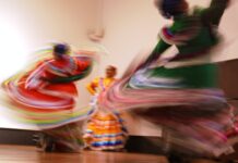 La Fiesta de la Herencia Hispana Arranca con Celebraciones en EE.UU.