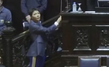 Mayra Mendoza Responde a Críticas por su Atuendo en la Legislatura: ‘Soy de Boca, ¿cuál es el delito?’