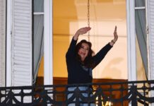 Cristina Kirchner busca revisión de condena ante la ONU en medio de presiones políticas