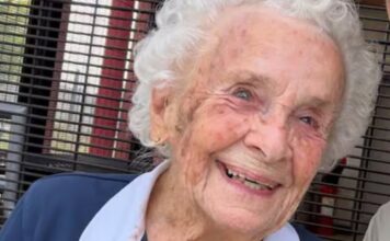 Una mujer de 102 años cumple su sueño de cruzar un puente hacia Estados Unidos