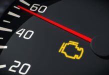 La Luz de Check Engine: Un Aviso Que No Debe Ignorarse