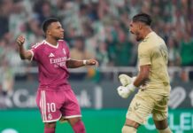 El penal fallido de Mbappé que desató la euforia del arquero del Betis