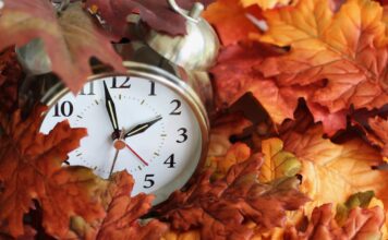 Cambio de Hora y Otoño en EE.UU.: Fechas Clave que Debes Conocer