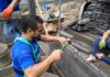 Una madre soltera transforma residuos plásticos en su hogar soñado