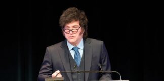 Javier Milei advierte sobre sus enemigos y la situación económica en una entrevista reveladora