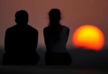La nueva novela de Ian McEwan: Un vistazo al futuro desde el presente