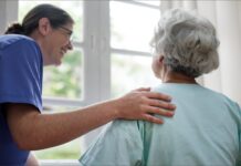 El Desafío de Cuidar a Nuestros Padres en la Longevidad Actual