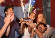 Cumpleaños Masivos: Un Ritual que Trasciende la Celebración