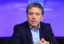 Dujovne Defiende el Rumbo Económico de Milei y Advierte sobre el Riesgo Político
