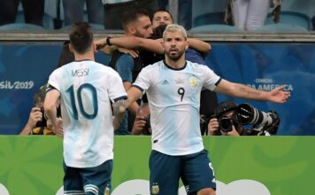 El ‘Kun’ Agüero Apoya a Messi como Favorito para el Balón de Oro