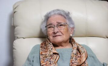 María Luisa López Grigera: La Catedrática Centenaria que Atribuye su Longevidad al Vino Albariño y a la Lectura