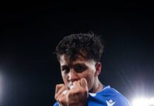 Vélez Triunfa en Casa y Se Acerca a la Cima de la Tabla Anual