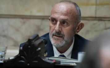 Capozzi solicita la remoción de Grabois tras incidentes en el Congreso