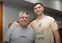 El emotivo mensaje de Tapia a Dibu Martínez tras su operación