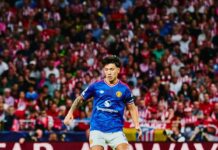 Carragher se Une a las Críticas a Lisandro Martínez tras la Caída en Champions
