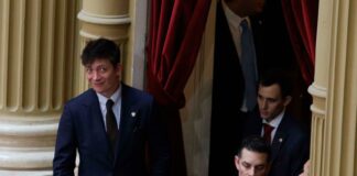 Santiago Caputo sostiene que recuperar Malvinas es esencial ante la influencia islámica en el Reino Unido