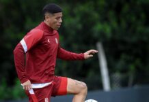 Estudiantes a la espera de la habilitación de Marcos Rojo para la semifinal de Libertadores