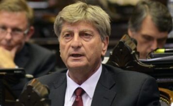Controversia en La Pampa: Descuentos salariales a estatales no afiliados generan críticas