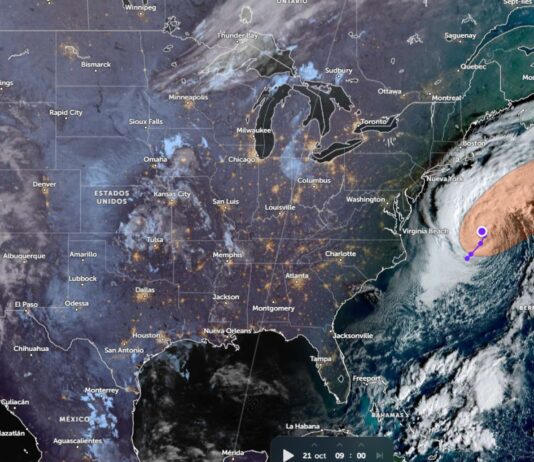 Posible Tormenta Subtropical Afectará la Costa Este de EE.UU. en Plena Temporada de Huracanes