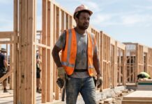 Propuesta de Ley en Texas Busca Proteger a Trabajadores de la Construcción del Calor Extremo