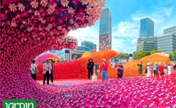 Lego transforma una refinería en un jardín botánico interactivo en Shanghái