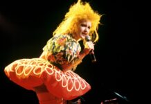 Cyndi Lauper Revive Sus Dificultades Laborales Antes de la Fama: «Me Escondía Debajo del Mostrador»