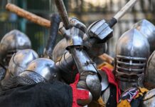 Reviviendo la Historia: Combates Medievales en las Maniobras de Túshino