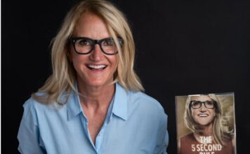 Mel Robbins revela el secreto para mejorar las relaciones familiares: ¿Es posible cambiar a nuestros padres?