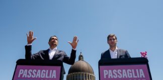 Los Hermanos Passaglia Inician su Campaña con una Caminata en San Nicolás
