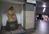 La escultura «Homenaje a la madre» sufre abandono y deterioro en estación de subte