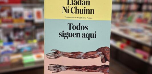 Liadan Ní Chuinn: La voz que desafía el olvido en la literatura política