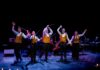 «Musicalmente tuyos»: Un Viaje Teatral por la Historia de la Música