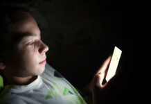 Argentina: Preocupante Aumento del Uso de Celulares entre Jóvenes