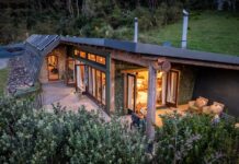 Innovadora Vivienda Construida con 1100 Neumáticos: Una Casa Sustentable en Nueva Zelanda