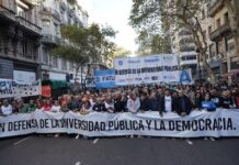 Marcha Federal Universitaria: Estudiantes y docentes reclaman cumplimiento de la ley