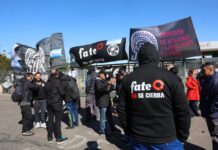 24 Empleados y Sindicalistas de FATE Enfrentan Juicio por Ocupación de la Planta