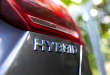 Baterías de autos híbridos: ¿Cuánto tiempo y kilómetros pueden durar?